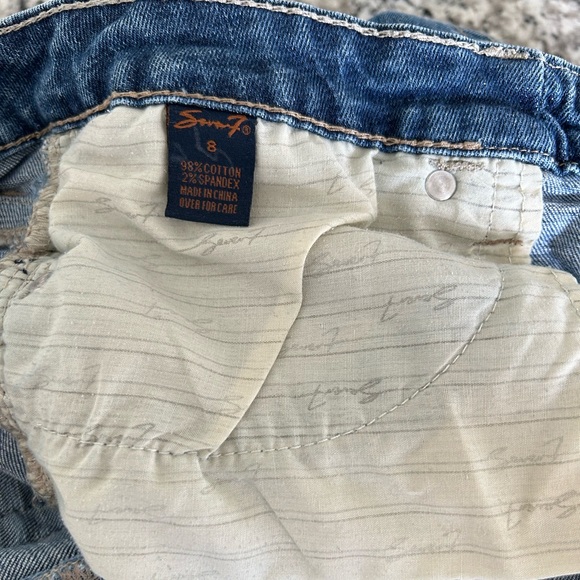 Seven7 For All Mankind Women's Blue Denim Shorts. Size 8 - Picture 5 of 5